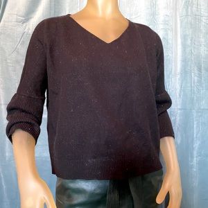 Black wool 3/4 sleeve sweater